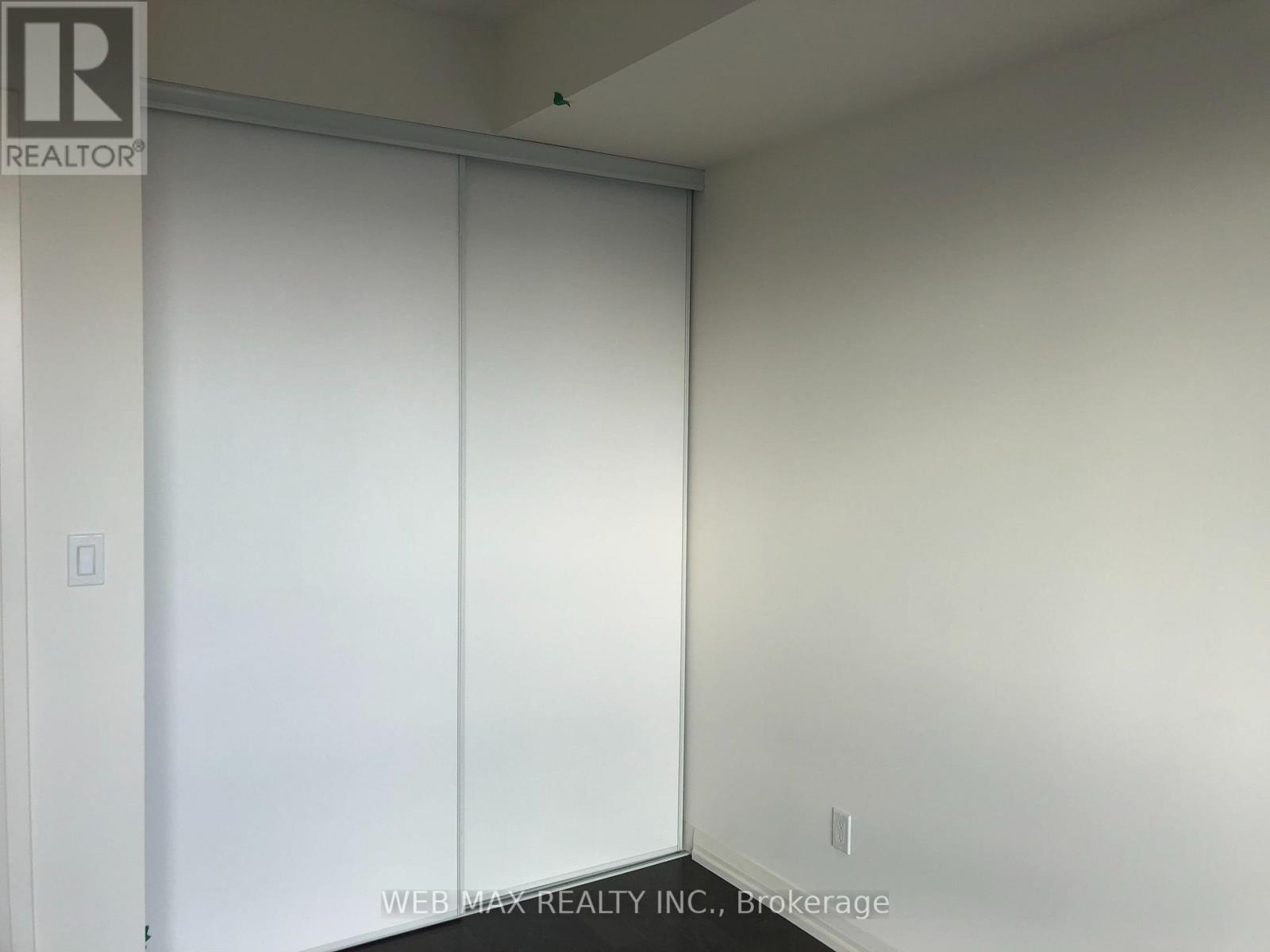 1527 - 460 Adelaide Abbey E, Toronto, Ontario  M5A 0E7 - Photo 5 - C13714028