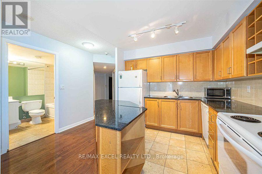 2108 - 210 Victoria Street, Toronto, Ontario  M5B 2R3 - Photo 8 - C13714124