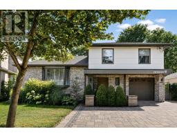 26 CROSSBURN DRIVE, Toronto, Ontario