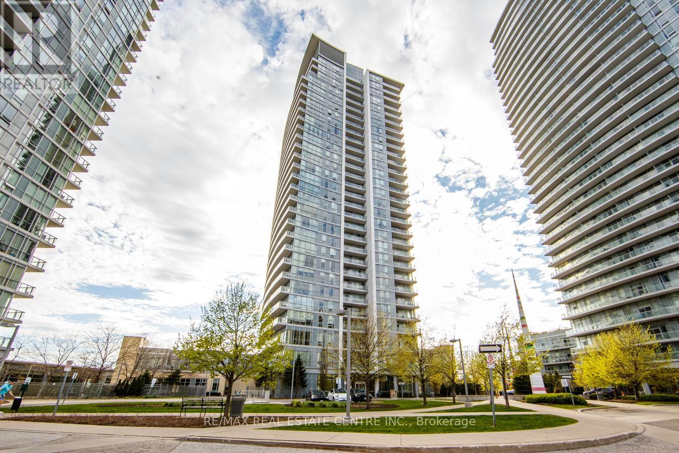 2707 - 66 FOREST MANOR ROAD, Toronto, Ontario