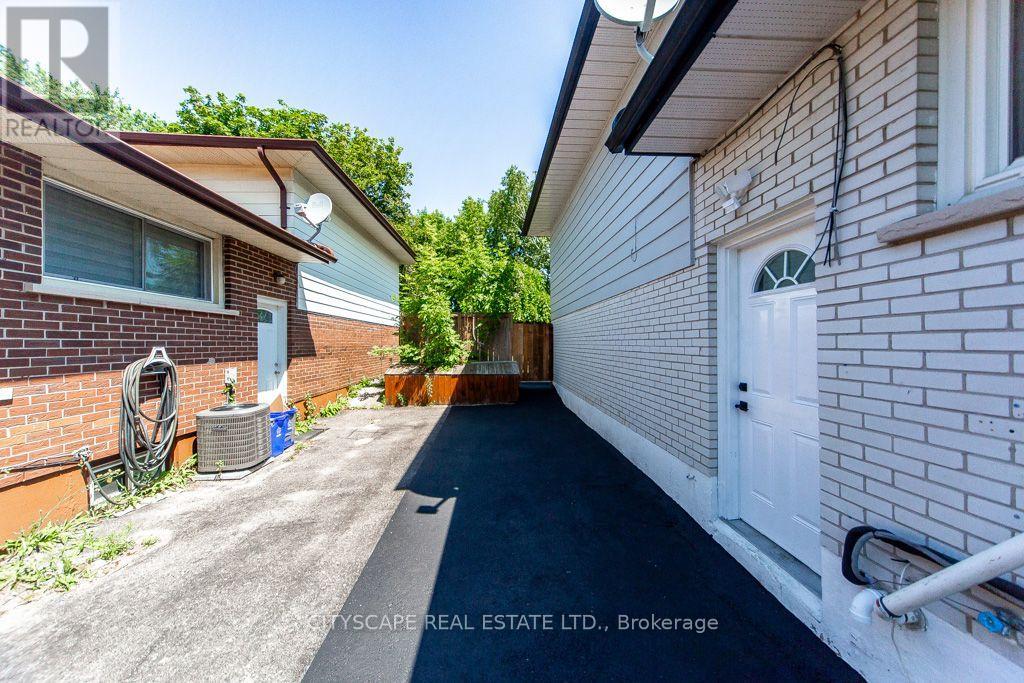 322 Fernwood Avenue, Oshawa, Ontario  L1G 2H7 - Photo 22 - E13714196