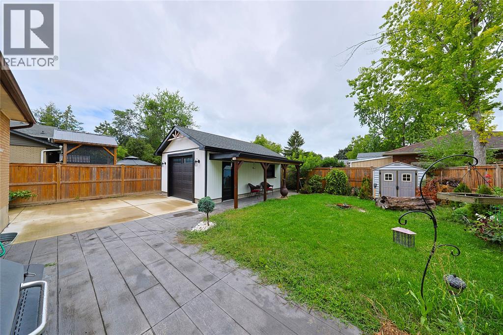 808 Rosedale Avenue, Sarnia, Ontario  N7V 2A3 - Photo 8 - 26020863