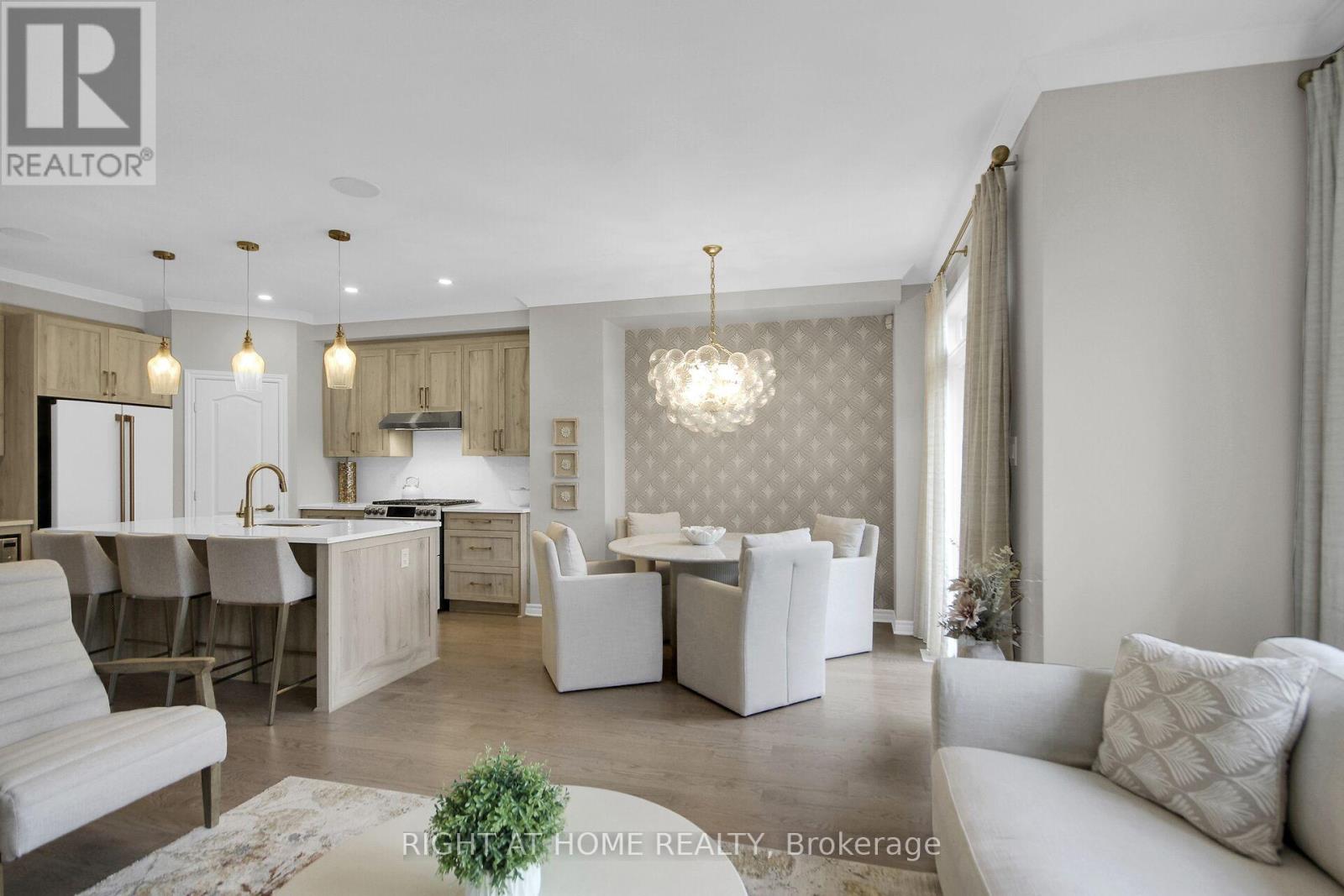 6090 David Weins Street, Ottawa, Ontario  K2S 2Y3 - Photo 6 - X13675626