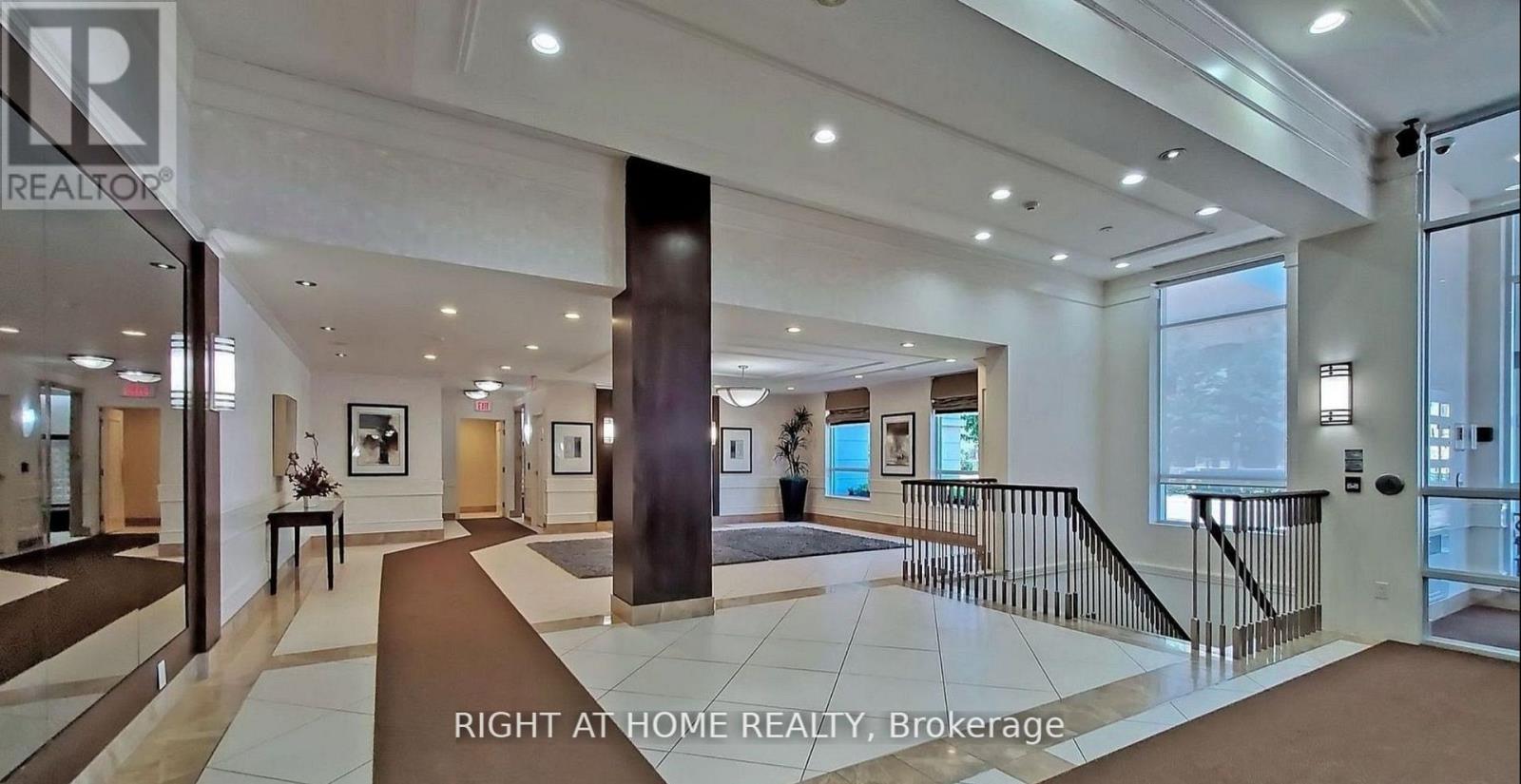 804 - 20 North Park Road, Vaughan (Beverley Glen), Ontario  L4J 0G7 - Photo 10 - N13714052