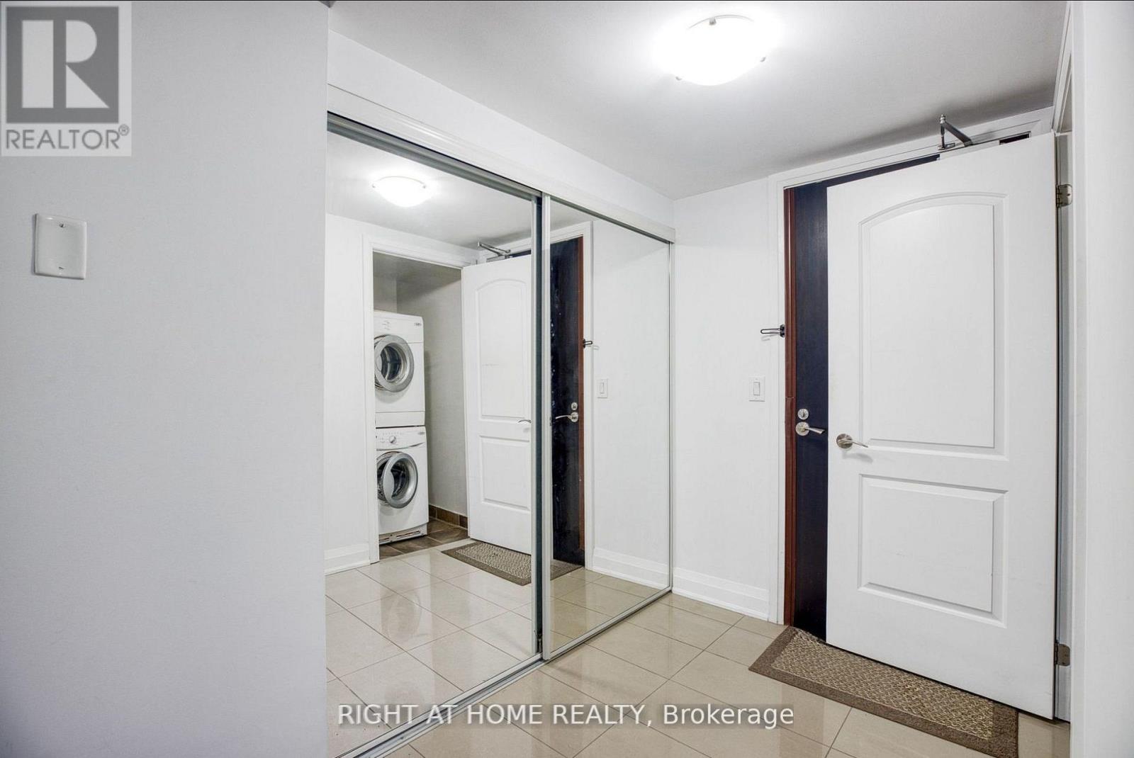 804 - 20 North Park Road, Vaughan (Beverley Glen), Ontario  L4J 0G7 - Photo 20 - N13714052