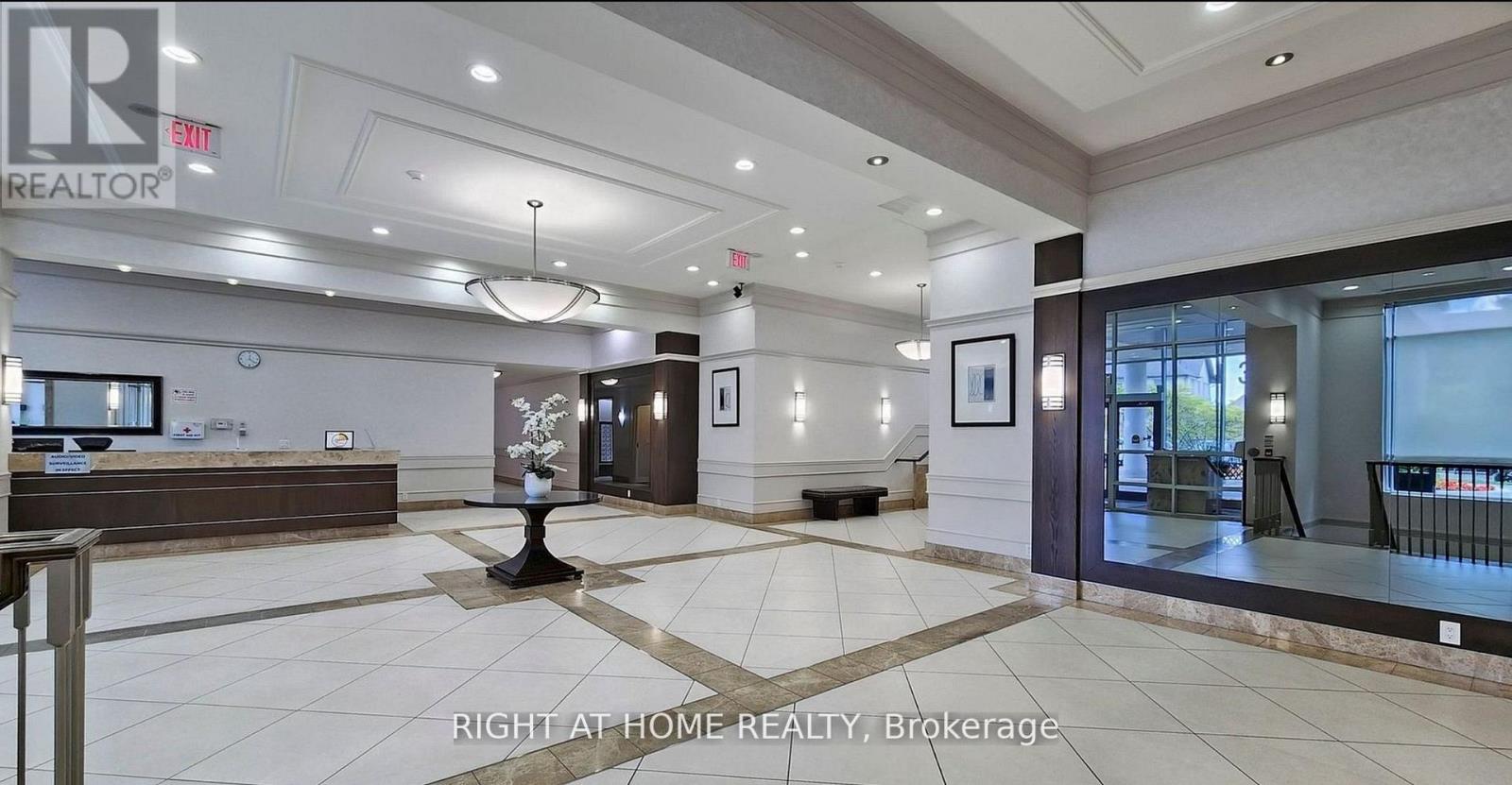 804 - 20 North Park Road, Vaughan (Beverley Glen), Ontario  L4J 0G7 - Photo 6 - N13714052