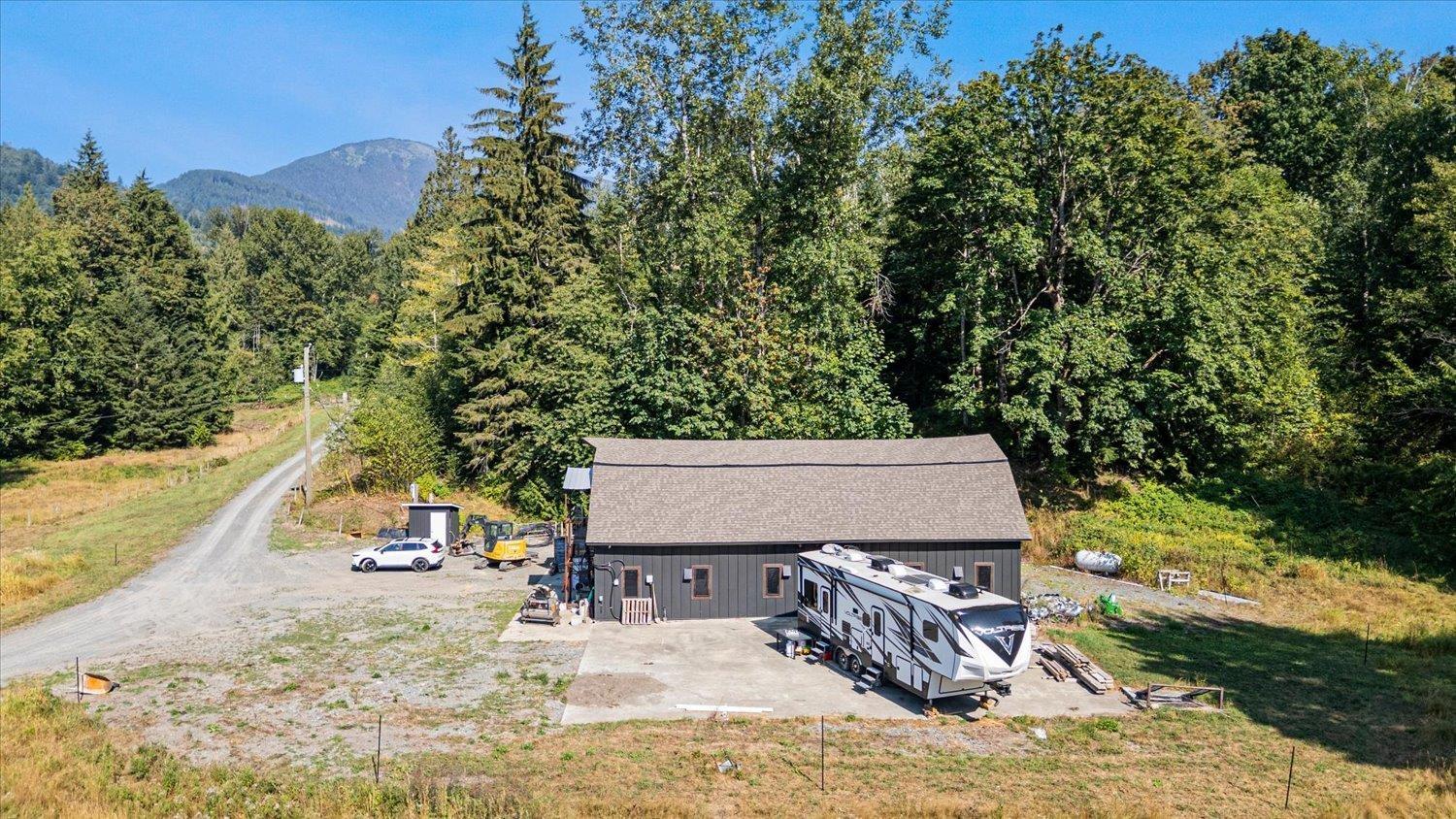 5175 Farnham Road, Ryder Lake, Ryder Lake, British Columbia  V4Z 1E7 - Photo 7 - R3158694
