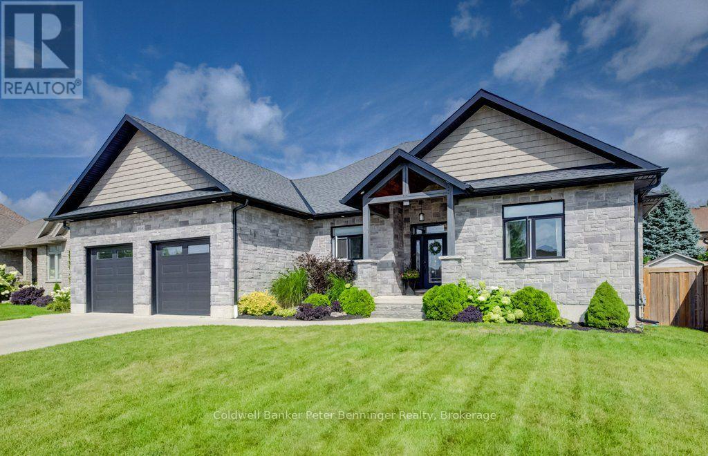 354 Westwood Drive, Brockton, Ontario  N0G 2V0 - Photo 2 - X13714074