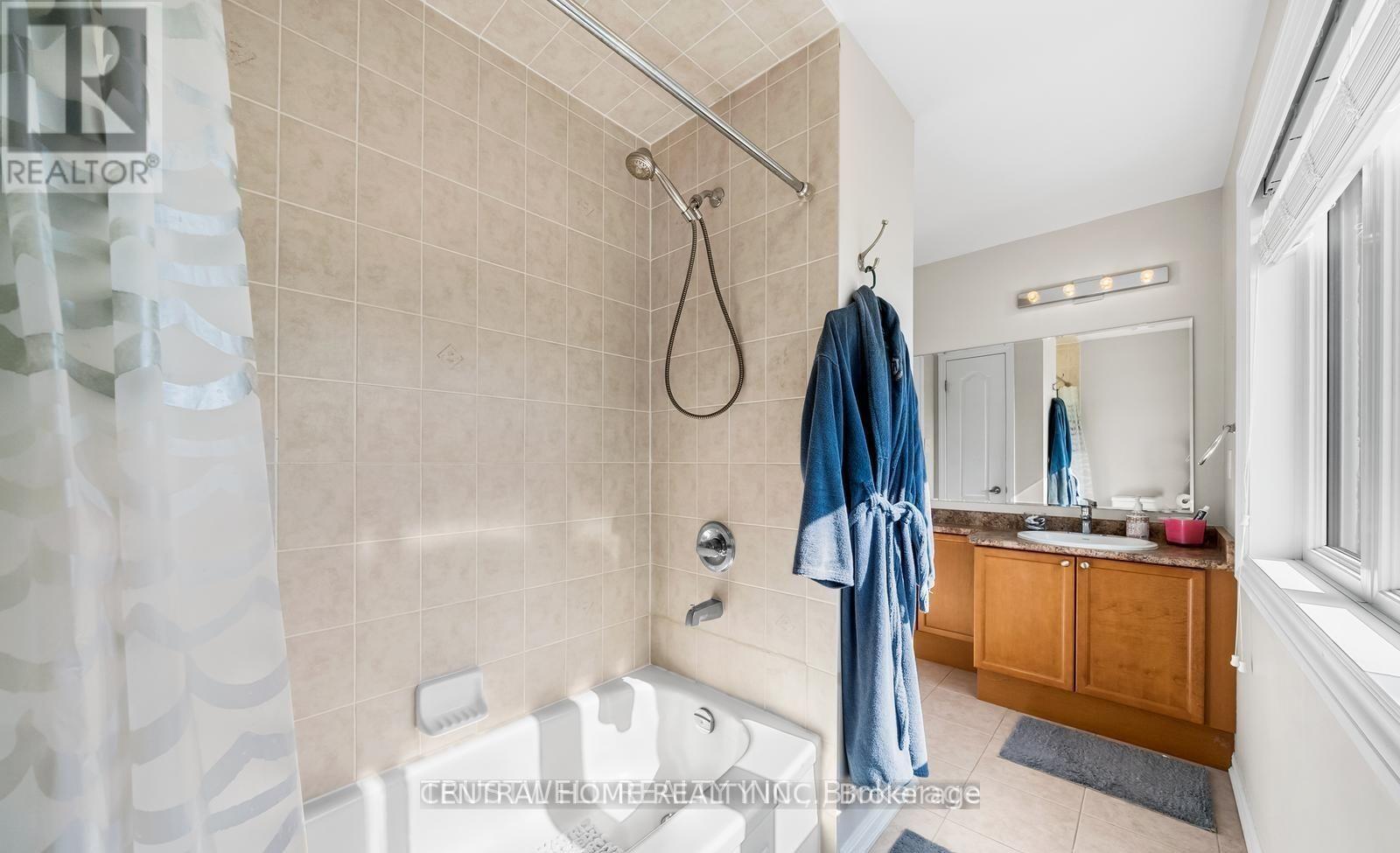 255 Chilcott Crescent, Newmarket, Ontario  L3X 3G7 - Photo 29 - N13714084