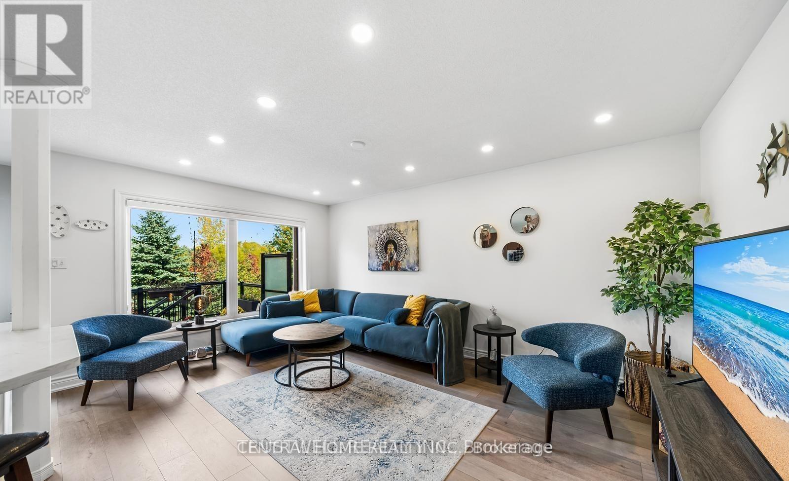 255 Chilcott Crescent, Newmarket, Ontario  L3X 3G7 - Photo 7 - N13714084