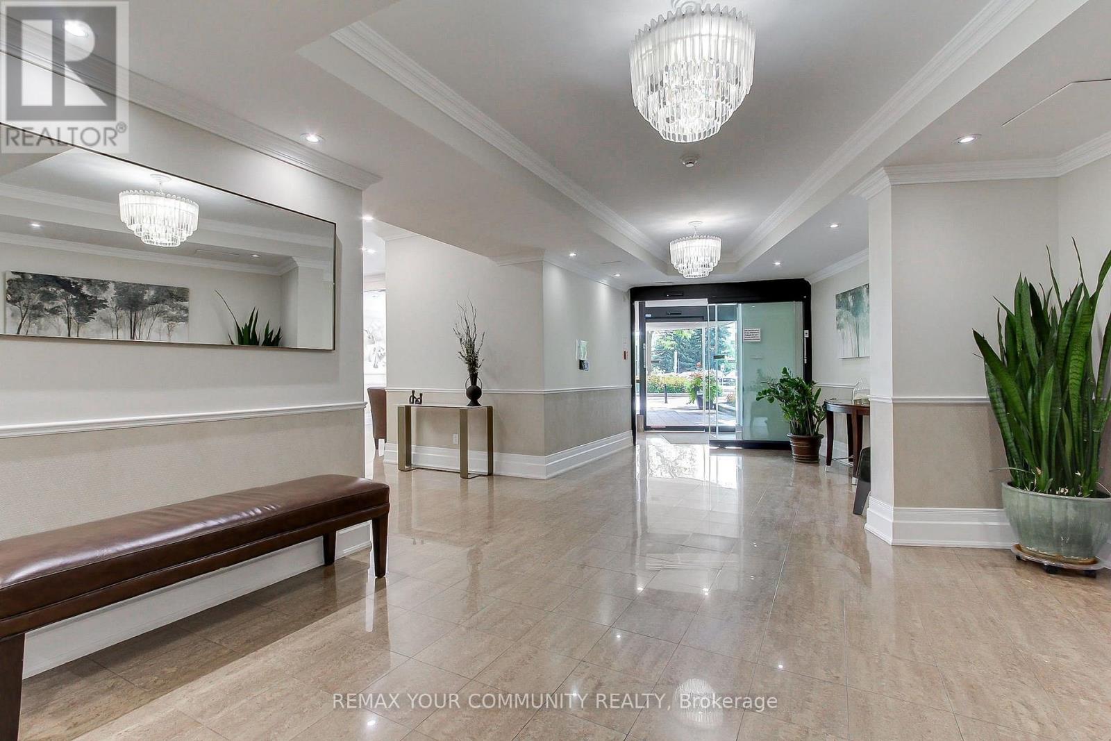 1114 - 40 Harding Boulevard, Richmond Hill (Harding), Ontario  L4C 9S5 - Photo 4 - N13714156