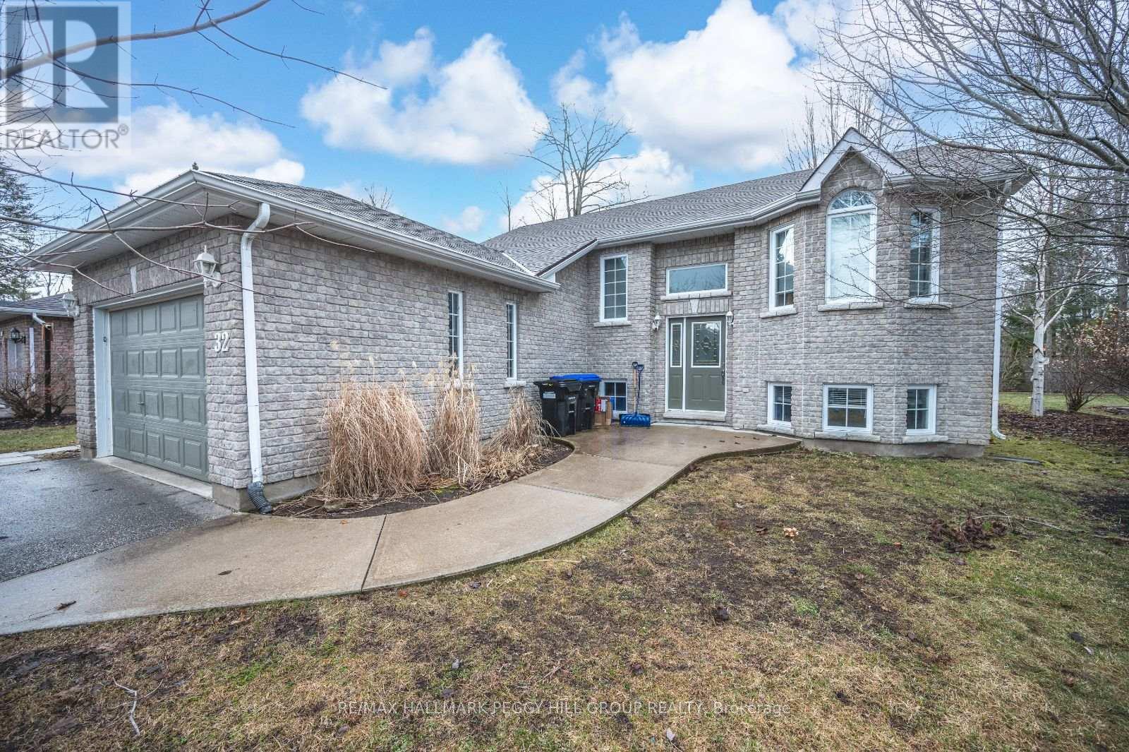 LOWER - 32 54TH STREET S