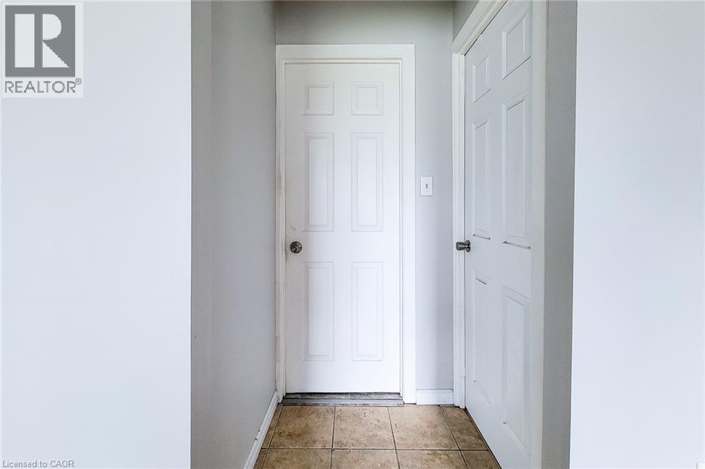92 Munn Street, Hamilton, Ontario  L8V 1K3 - Photo 27 - 40856569