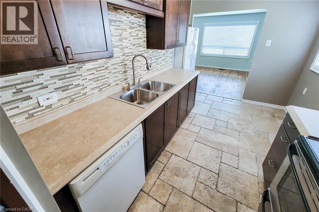 92 Munn Street, Hamilton, Ontario  L8V 1K3 - Photo 16 - 40856569