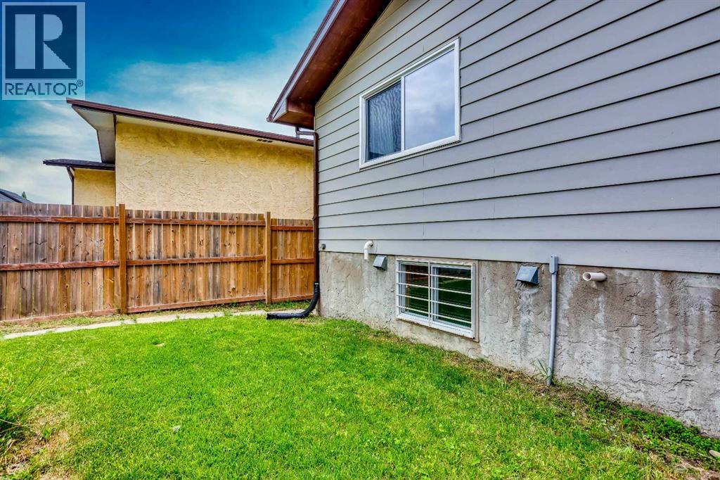 3627 Cedarille Drive Sw, Calgary, Alberta  T2W 3J5 - Photo 27 - A2323454