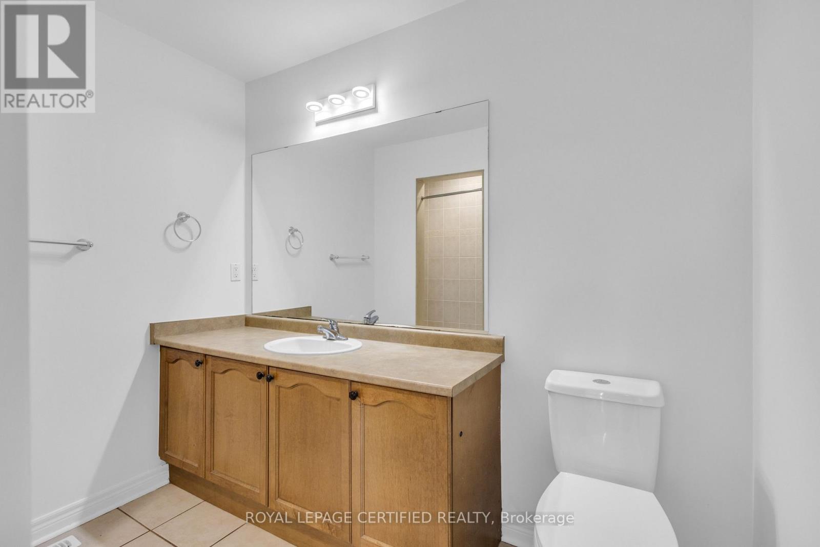 56 Pefferlaw Circle, Brampton, Ontario  L6Y 0K1 - Photo 29 - W13714082