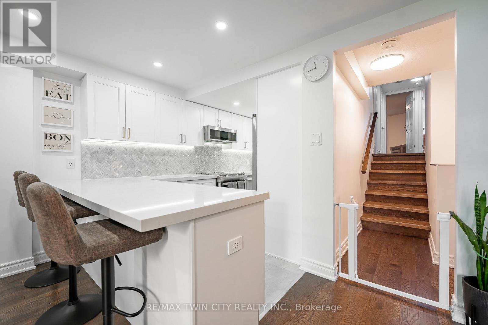 A32 - 288 Mill Road, Toronto, Ontario  M9C 4X7 - Photo 12 - W13714102