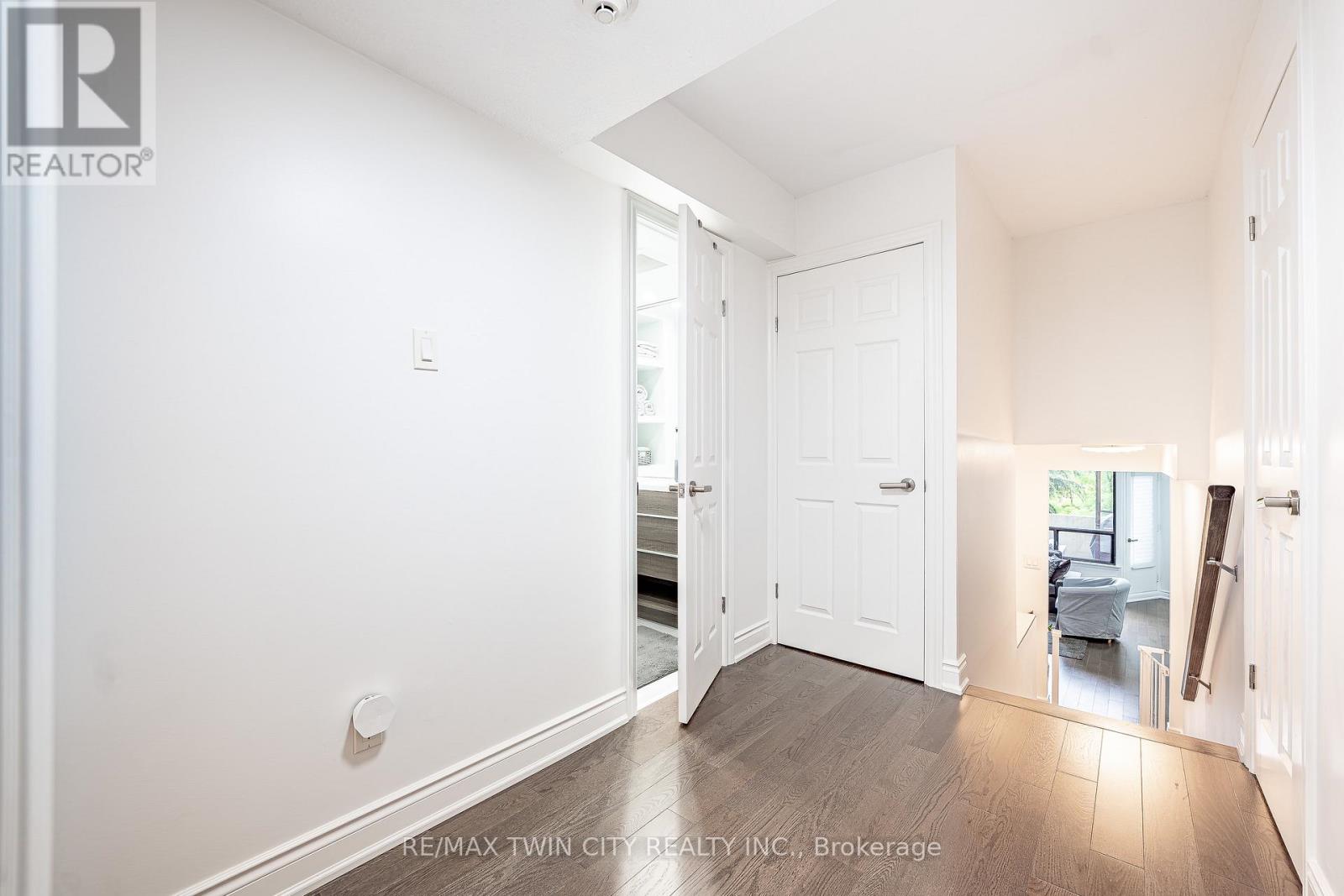 A32 - 288 Mill Road, Toronto, Ontario  M9C 4X7 - Photo 27 - W13714102