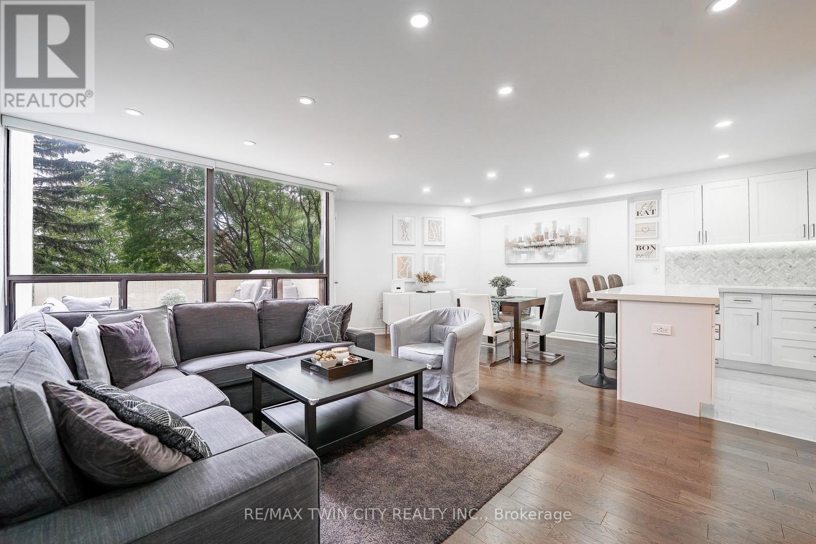 A32 - 288 Mill Road, Toronto, Ontario  M9C 4X7 - Photo 8 - W13714102