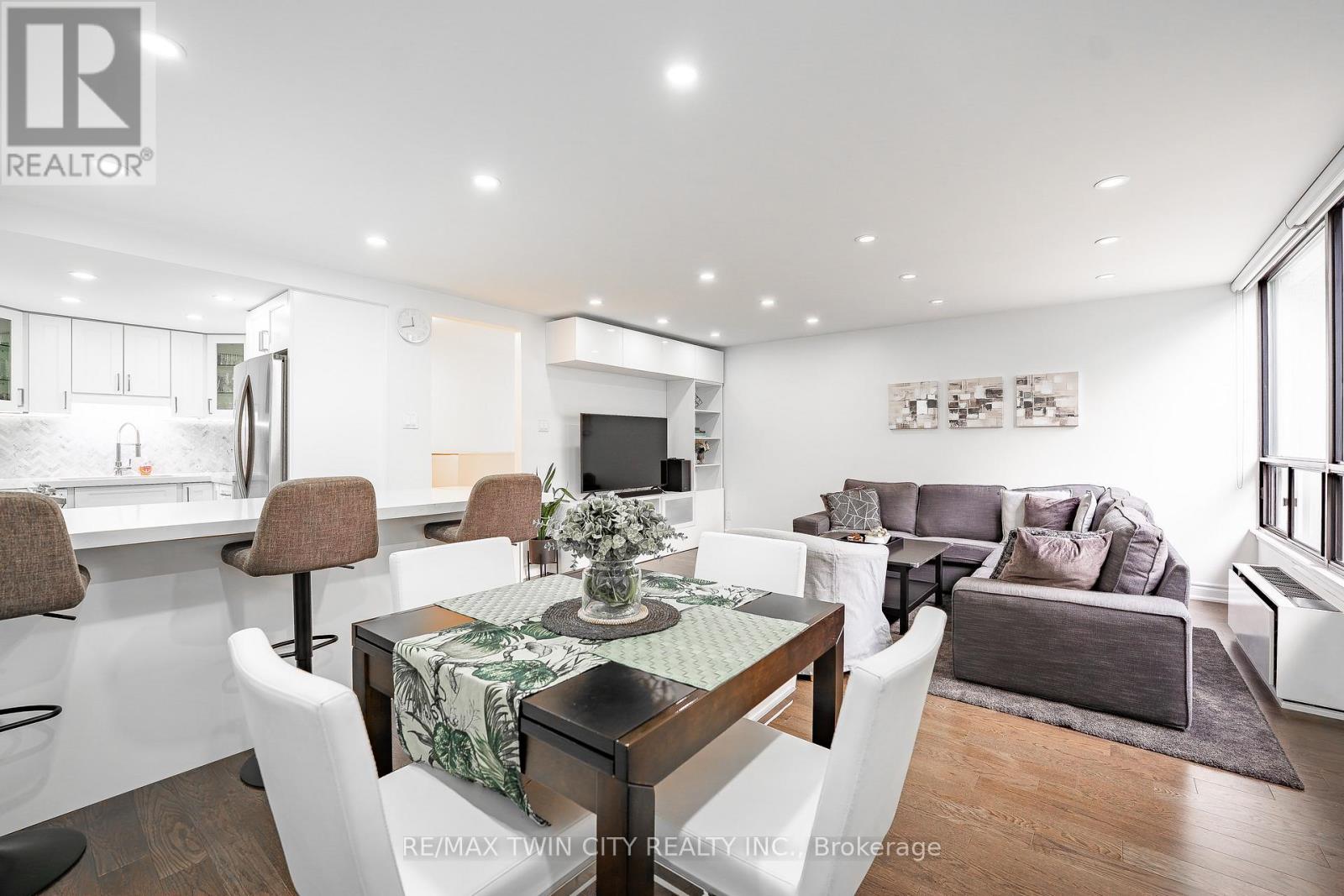 A32 - 288 Mill Road, Toronto, Ontario  M9C 4X7 - Photo 9 - W13714102