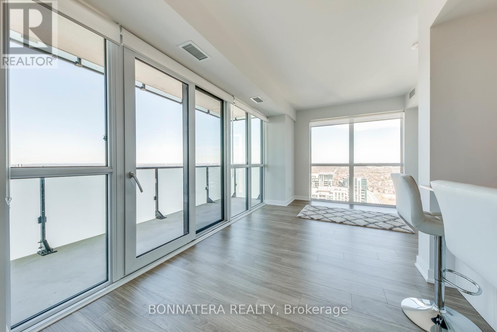 3008 - 430 Square One Drive W, Mississauga, Ontario  L5B 0L6 - Photo 16 - W13714118