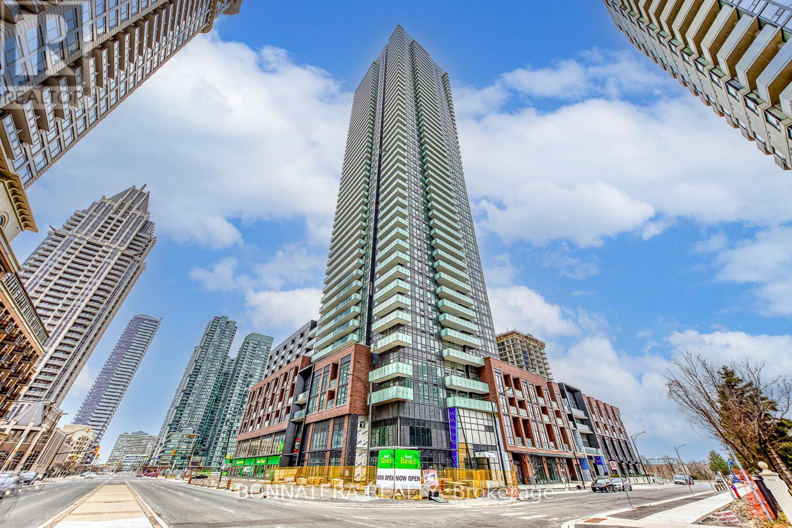 3008 - 430 Square One Drive W, Mississauga, Ontario  L5B 0L6 - Photo 2 - W13714118