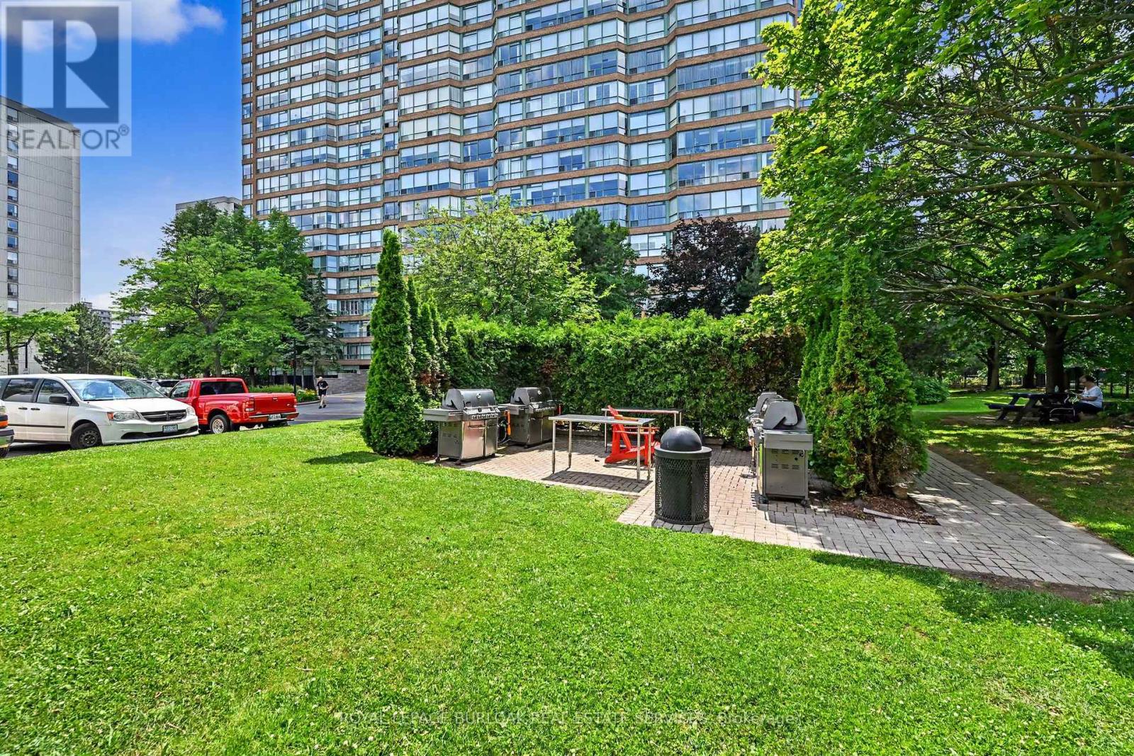 110 - 1276 Maple Crossing Boulevard, Burlington, Ontario  L7S 2J9 - Photo 30 - W13714152