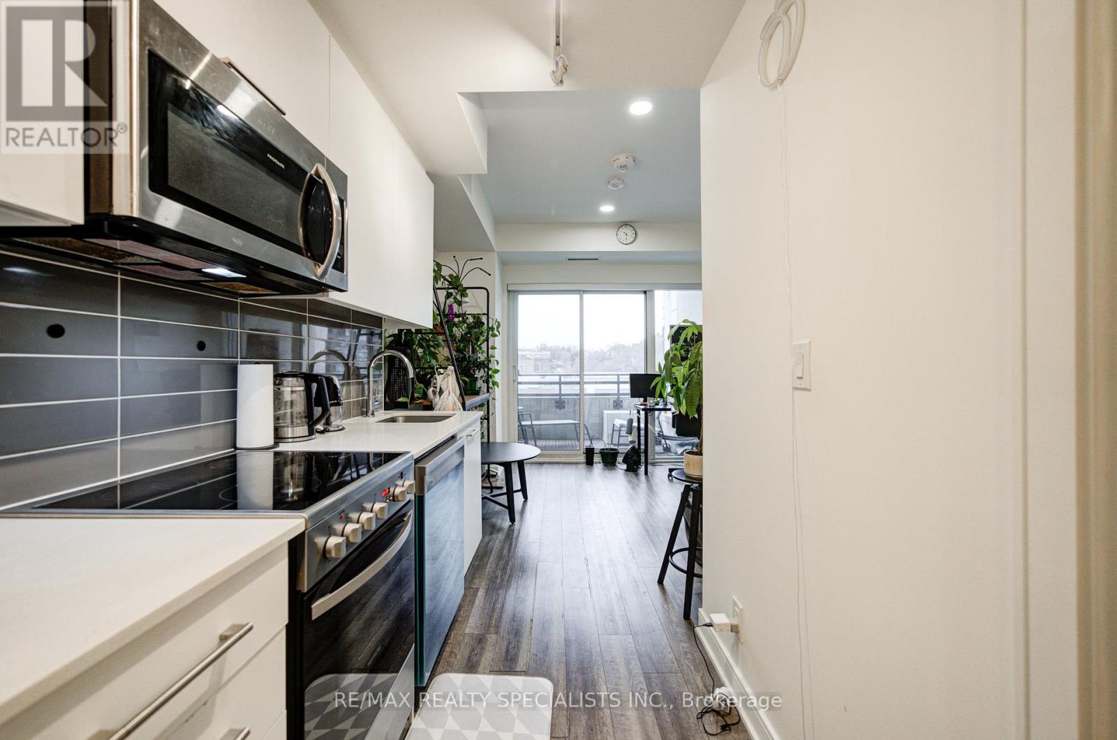 505 - 1 Neighbourhood Lane, Toronto, Ontario  M8Y 0C7 - Photo 15 - W13714222