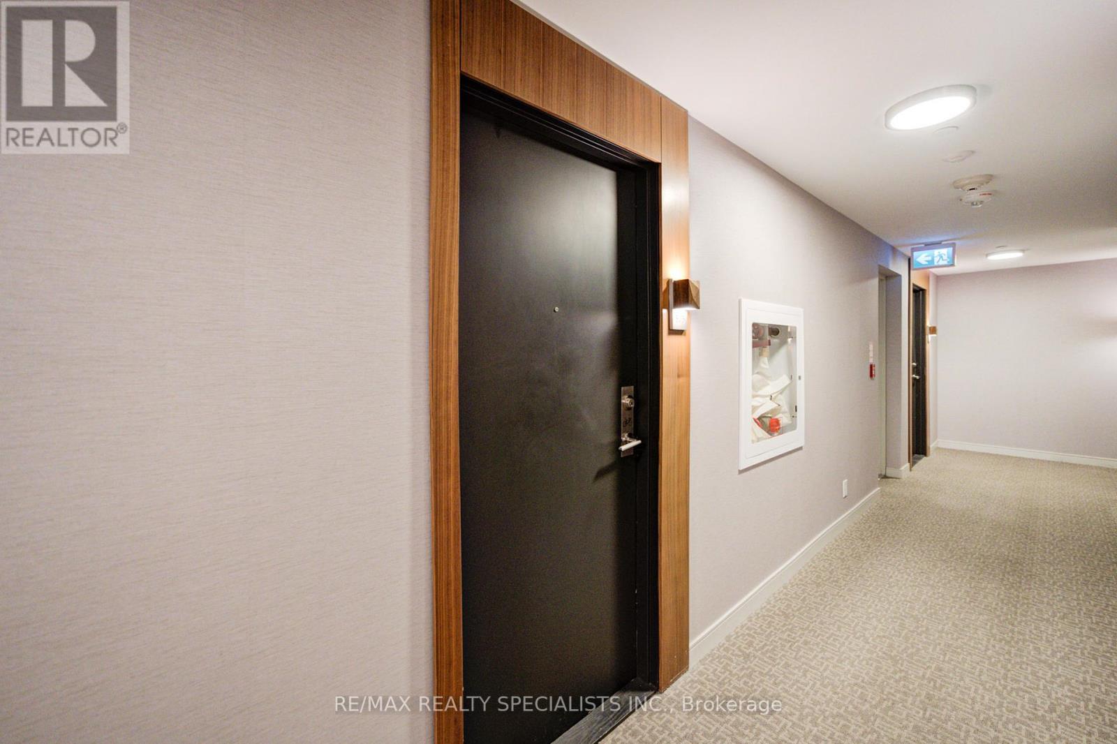 505 - 1 Neighbourhood Lane, Toronto, Ontario  M8Y 0C7 - Photo 3 - W13714222