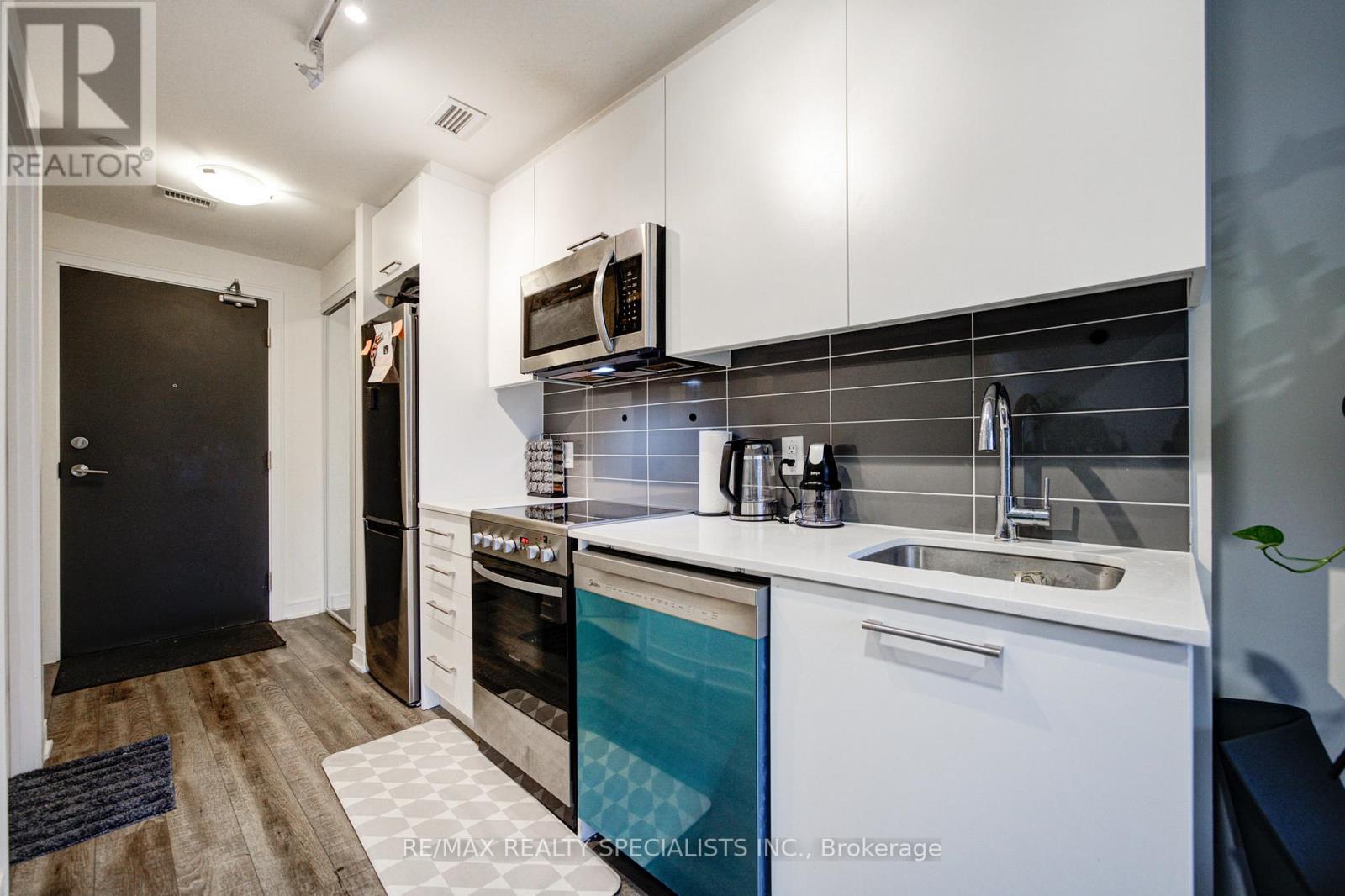 505 - 1 Neighbourhood Lane, Toronto, Ontario  M8Y 0C7 - Photo 8 - W13714222