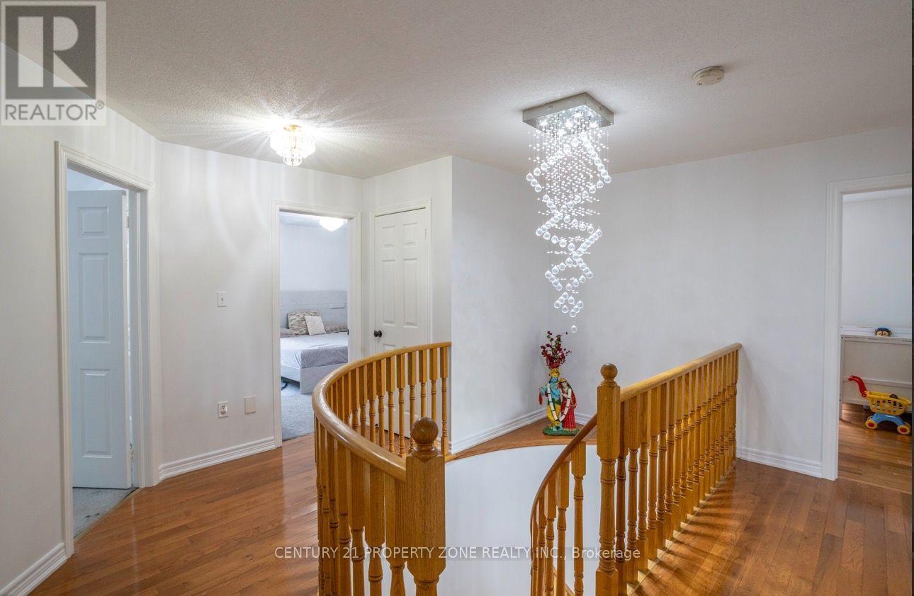 31 Game Creek Crescent, Brampton, Ontario  L7A 0K3 - Photo 18 - W13714252