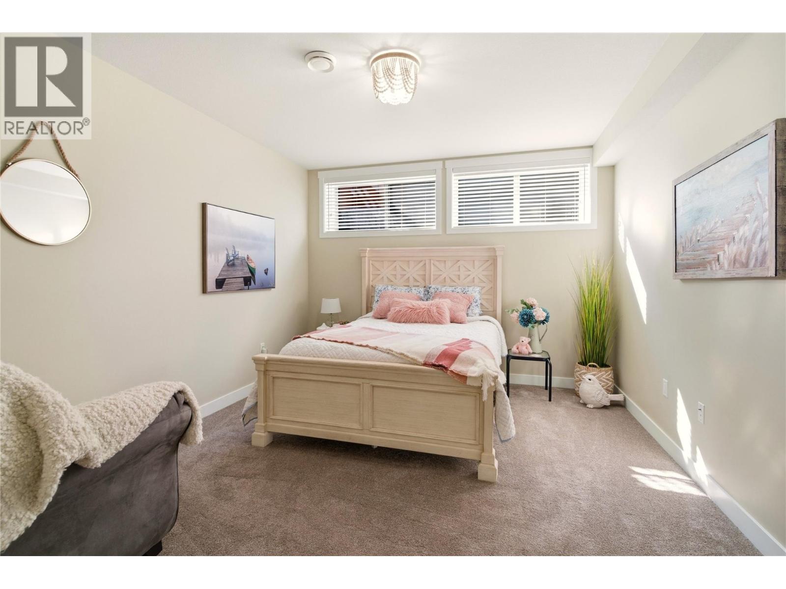 2110 Lawrence Avenue, Penticton, British Columbia  V2A 9G6 - Photo 45 - 10398651