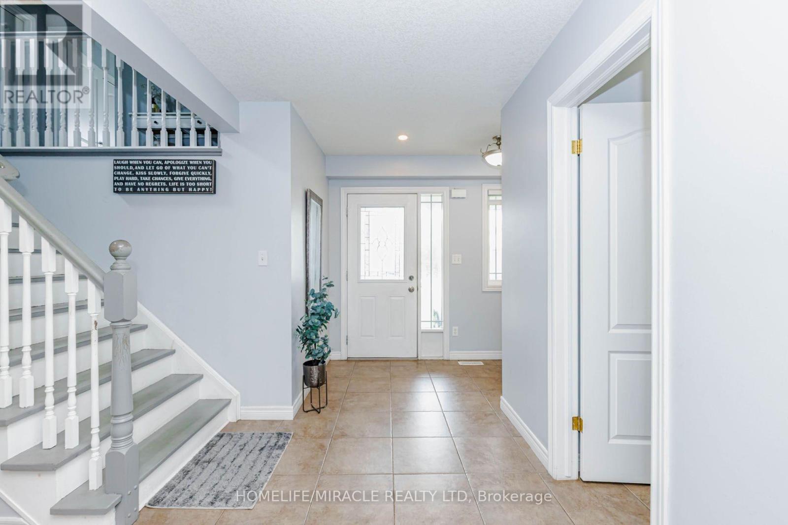 39 Washburn Drive, Guelph, Ontario  N1E 0B6 - Photo 5 - X13714056