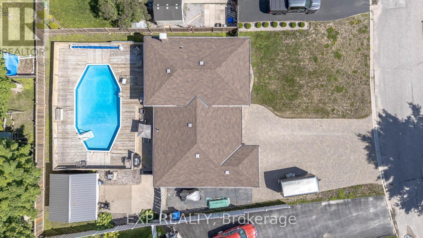 10 Kathryn Crescent, North Bay, Ontario  P1B 8P4 - Photo 2 - X13714228