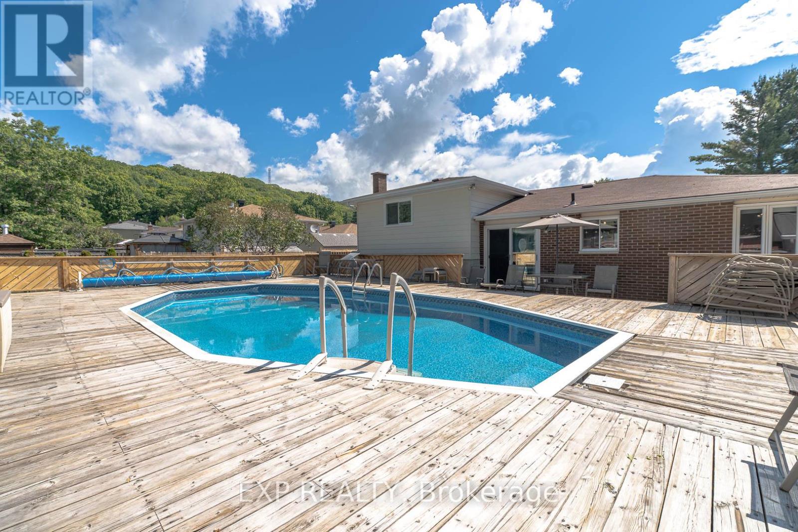 10 Kathryn Crescent, North Bay, Ontario  P1B 8P4 - Photo 34 - X13714228