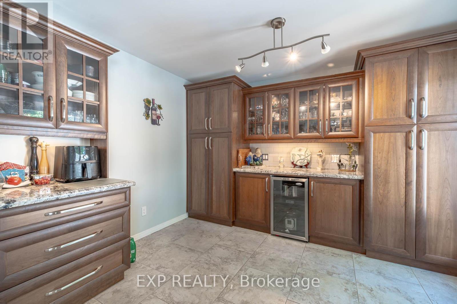 10 Kathryn Crescent, North Bay, Ontario  P1B 8P4 - Photo 9 - X13714228
