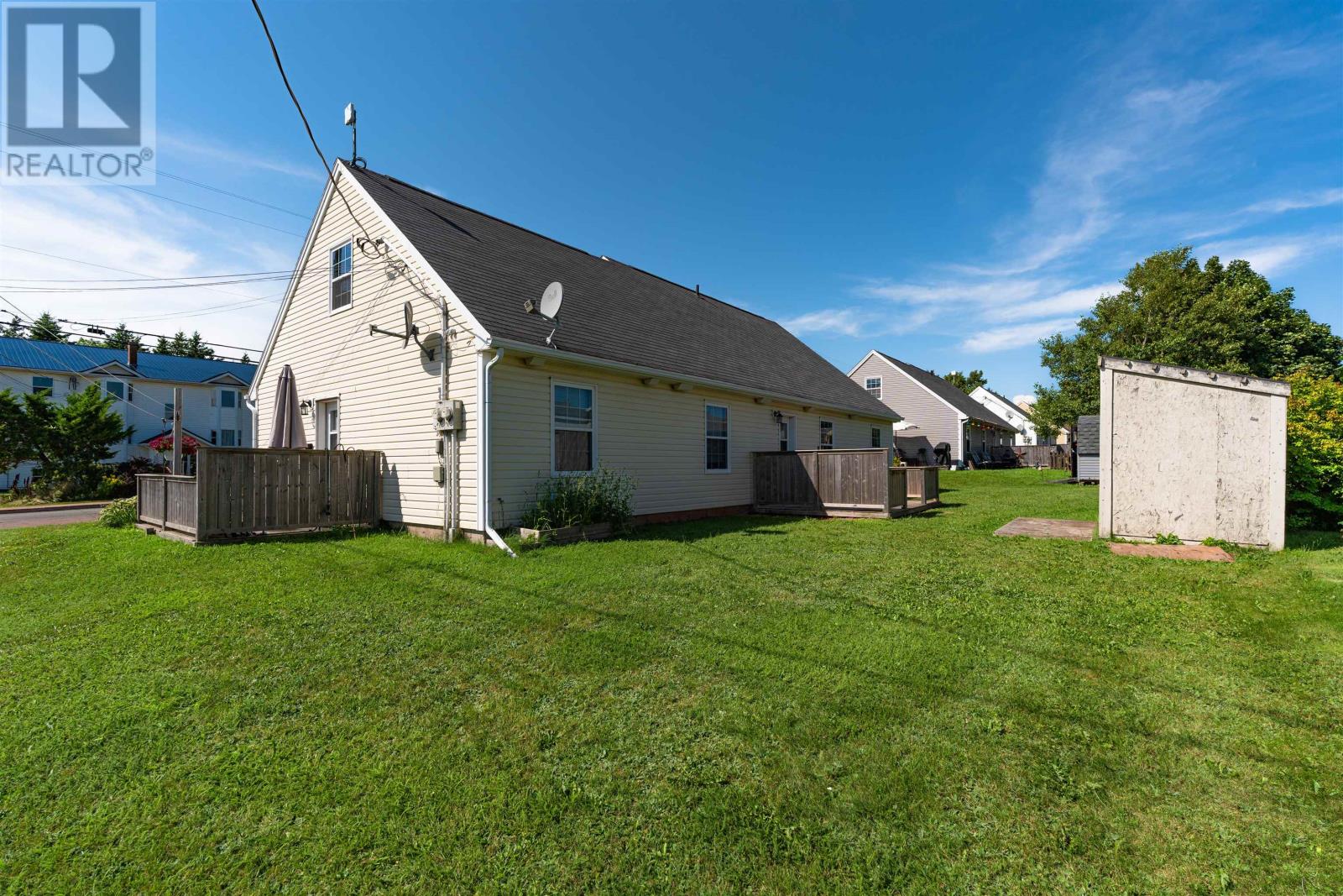 319 Jennifer, Summerside, Prince Edward Island  C1N 6L8 - Photo 5 - 202621567