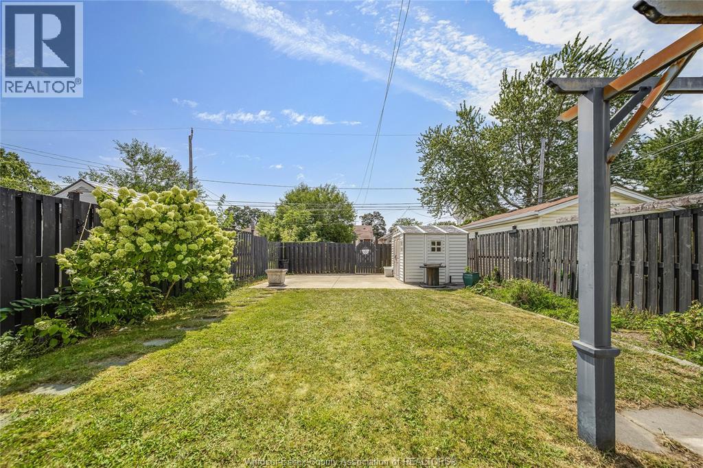 1641 Hall Avenue, Windsor, Ontario  N8X 4S2 - Photo 37 - 26020505