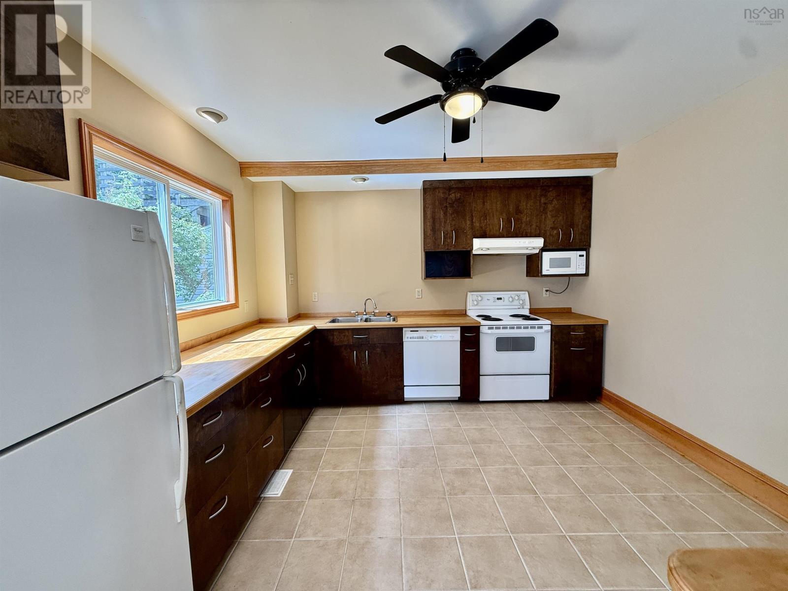 6312 Chebucto Road, Halifax, Nova Scotia  B3L 1K8 - Photo 30 - 202620840