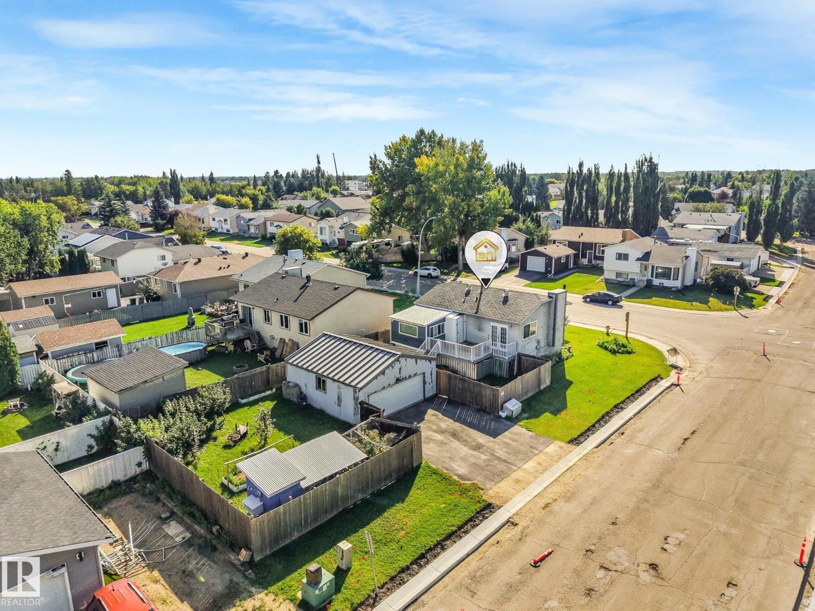 5117 52 ST, calmar, Alberta