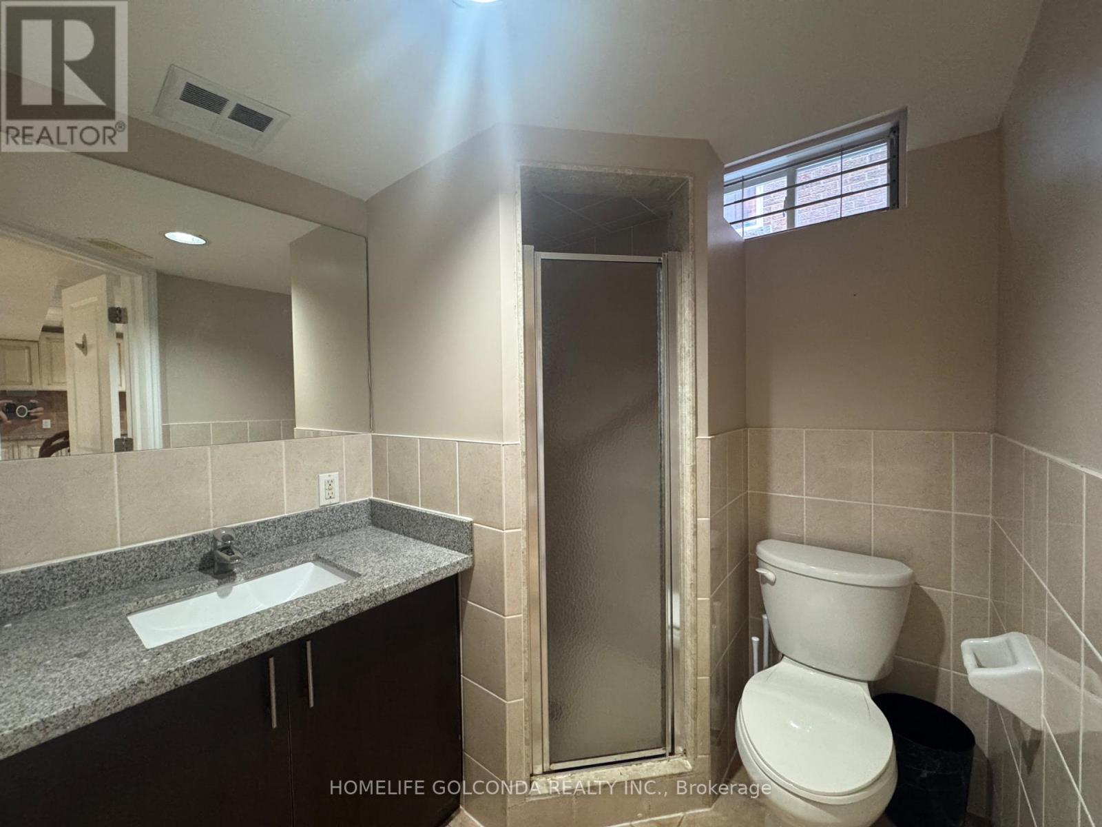33 Hammerstone Crescent, Vaughan, Ontario  L4J 8B4 - Photo 9 - N13682568