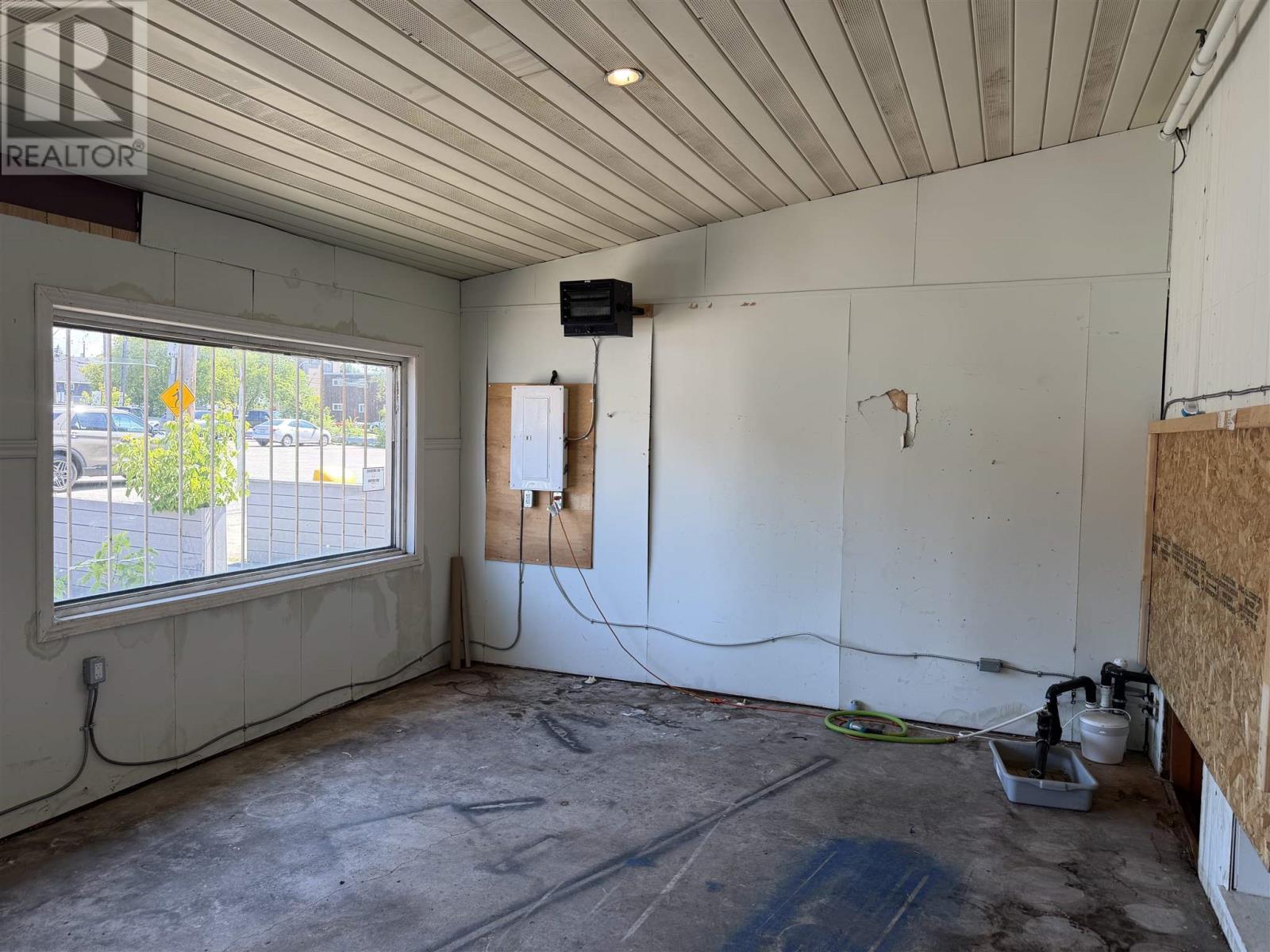 642 Queen St E # 9, Sault Ste. Marie, Ontario  P6A 2A4 - Photo 2 - SM262320