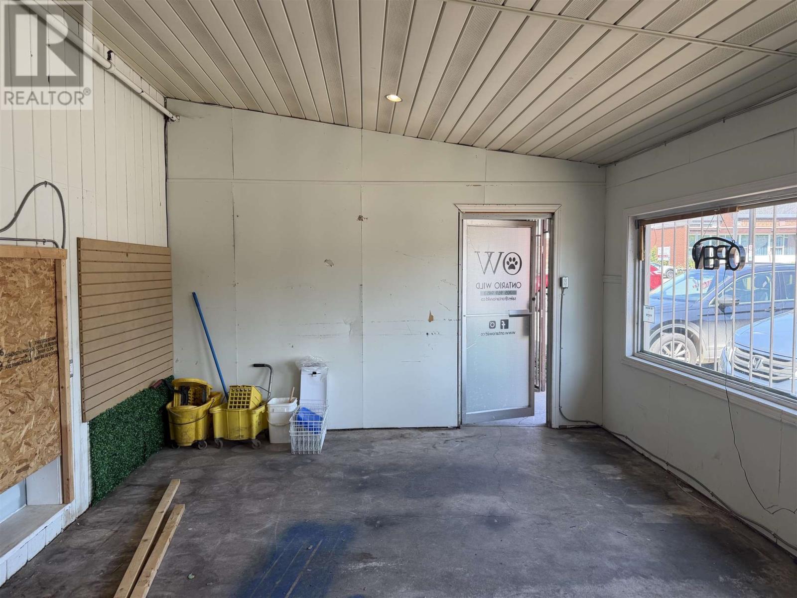642 Queen St E # 9, Sault Ste. Marie, Ontario  P6A 2A4 - Photo 3 - SM262320