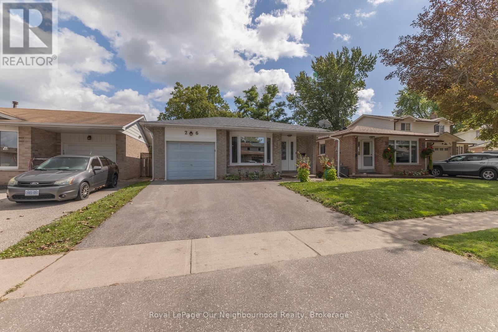 26 Ashdale Crescent, Clarington, Ontario  L1C 3M9 - Photo 1 - E13714322
