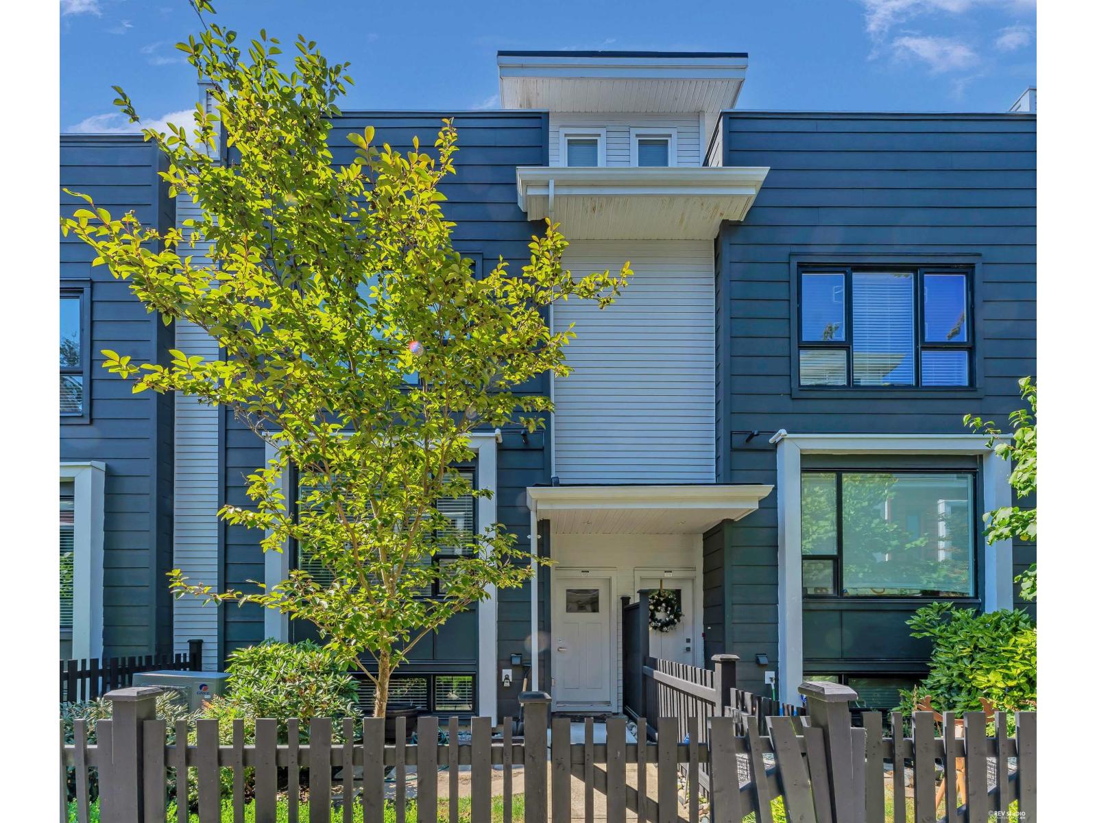 180 2277 OAK MEADOWS DRIVE, surrey, British Columbia