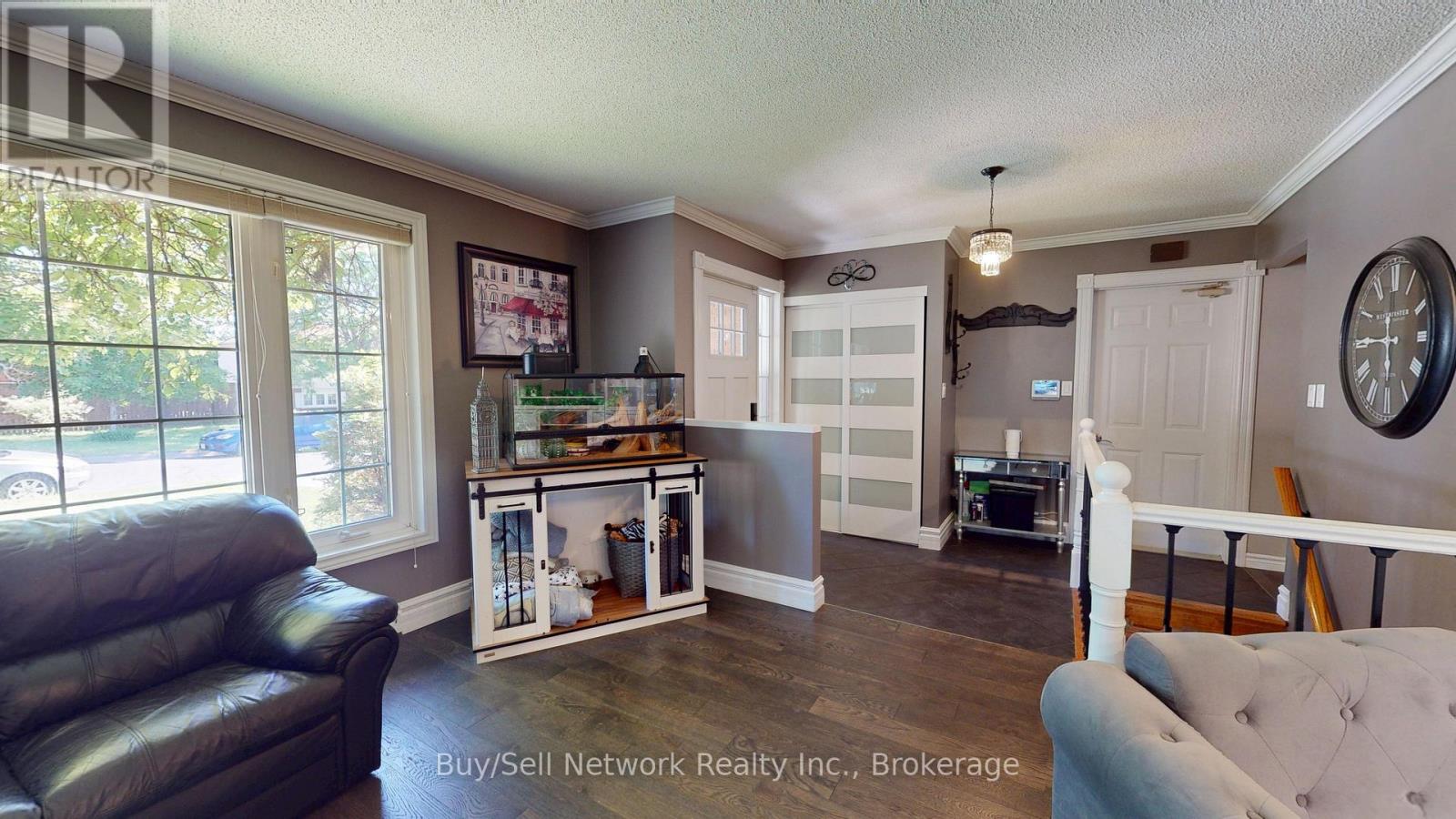 2504 Idyllwood Crescent, Peterborough, Ontario  K9L 1Y9 - Photo 5 - X13714342
