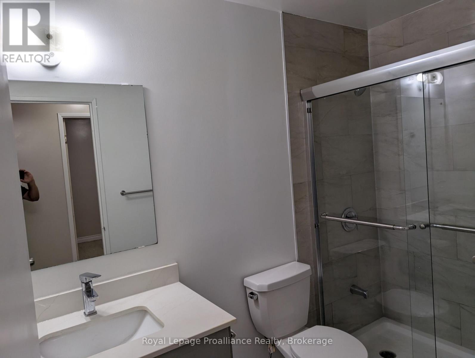 309 - 328 Aylmer Street, Peterborough, Ontario  K9H 3V6 - Photo 10 - X13714394