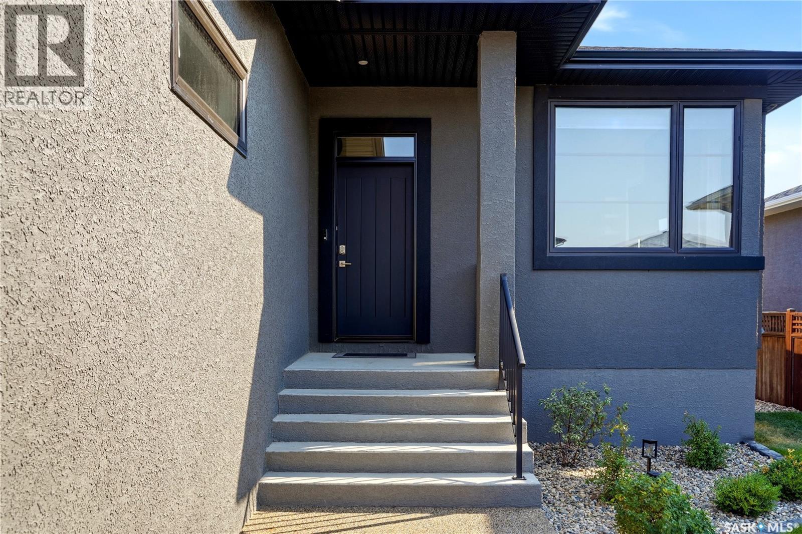 127 Vestor Drive, Pilot Butte, Saskatchewan  S0G 3Z0 - Photo 3 - SK046687