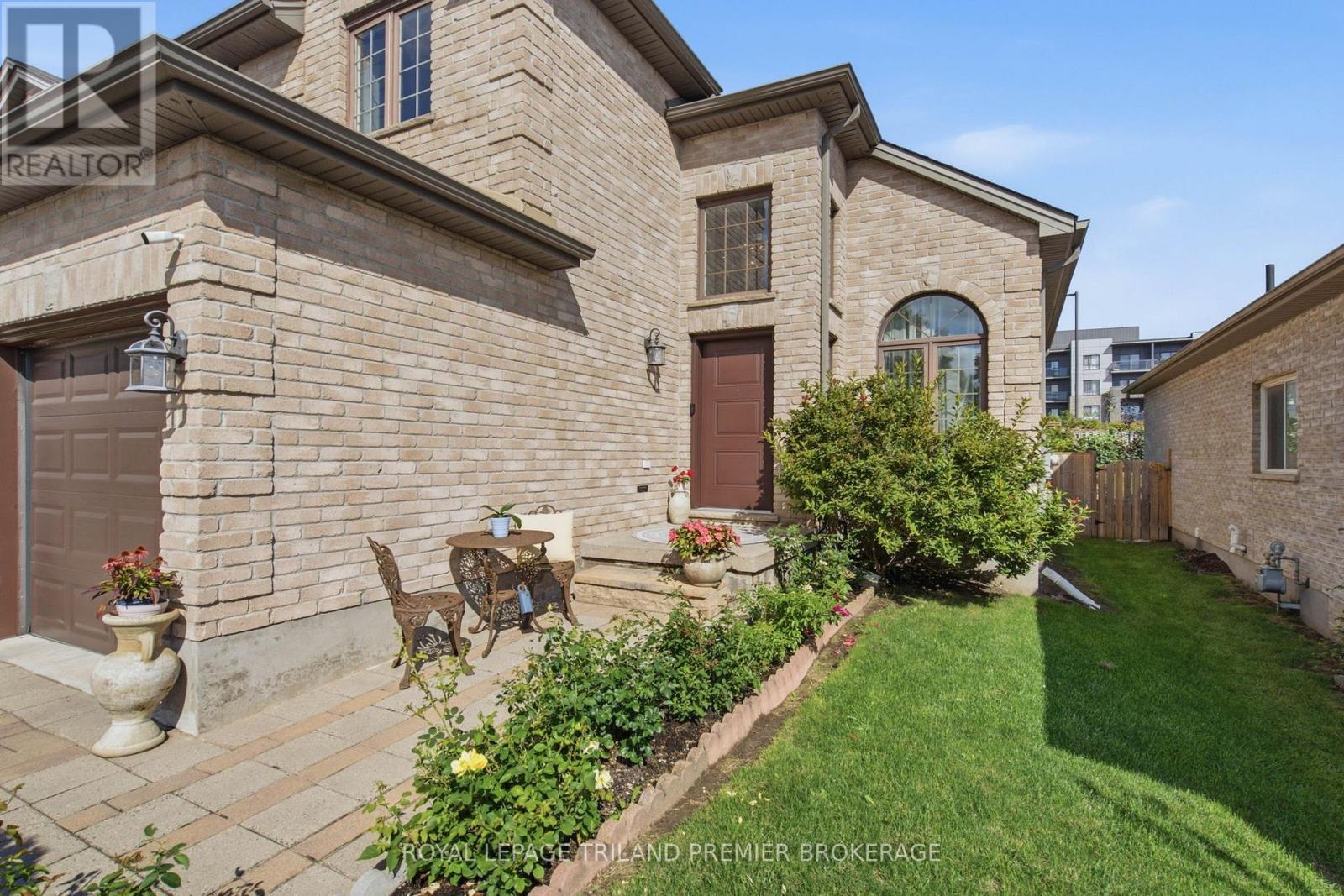 570 Garibaldi Avenue, London North, Ontario  N5X 4K2 - Photo 2 - X13714324