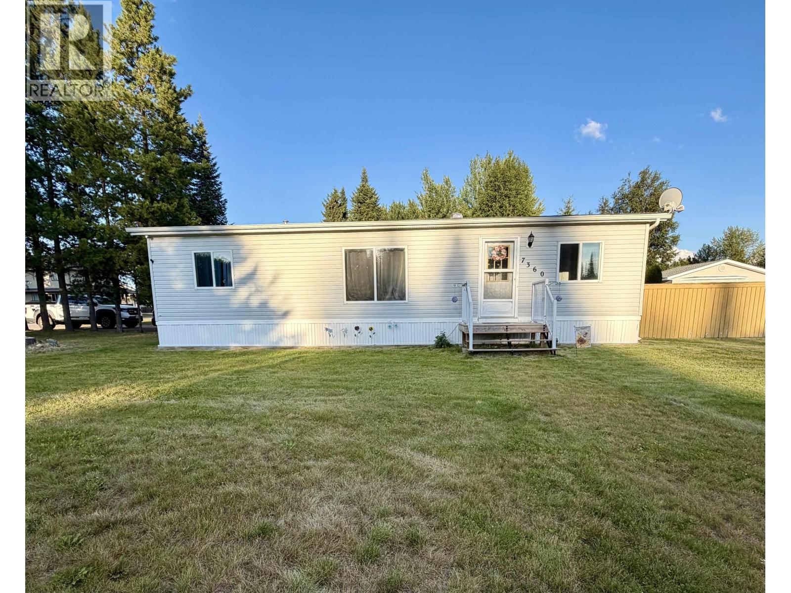 7360 Dawson Road, Prince George, British Columbia  V2K 5B5 - Photo 1 - R3158941
